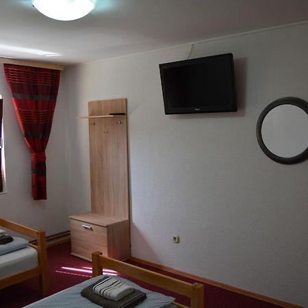 Hostel Denal Сараево Экстерьер фото