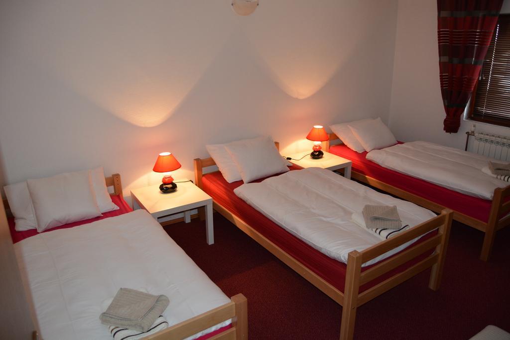 Hostel Denal Сараево Номер фото