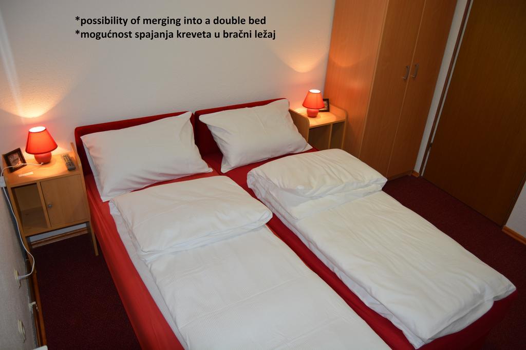 Hostel Denal Сараево Экстерьер фото