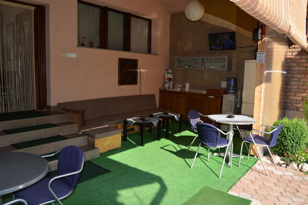 Hostel Denal Сараево Экстерьер фото