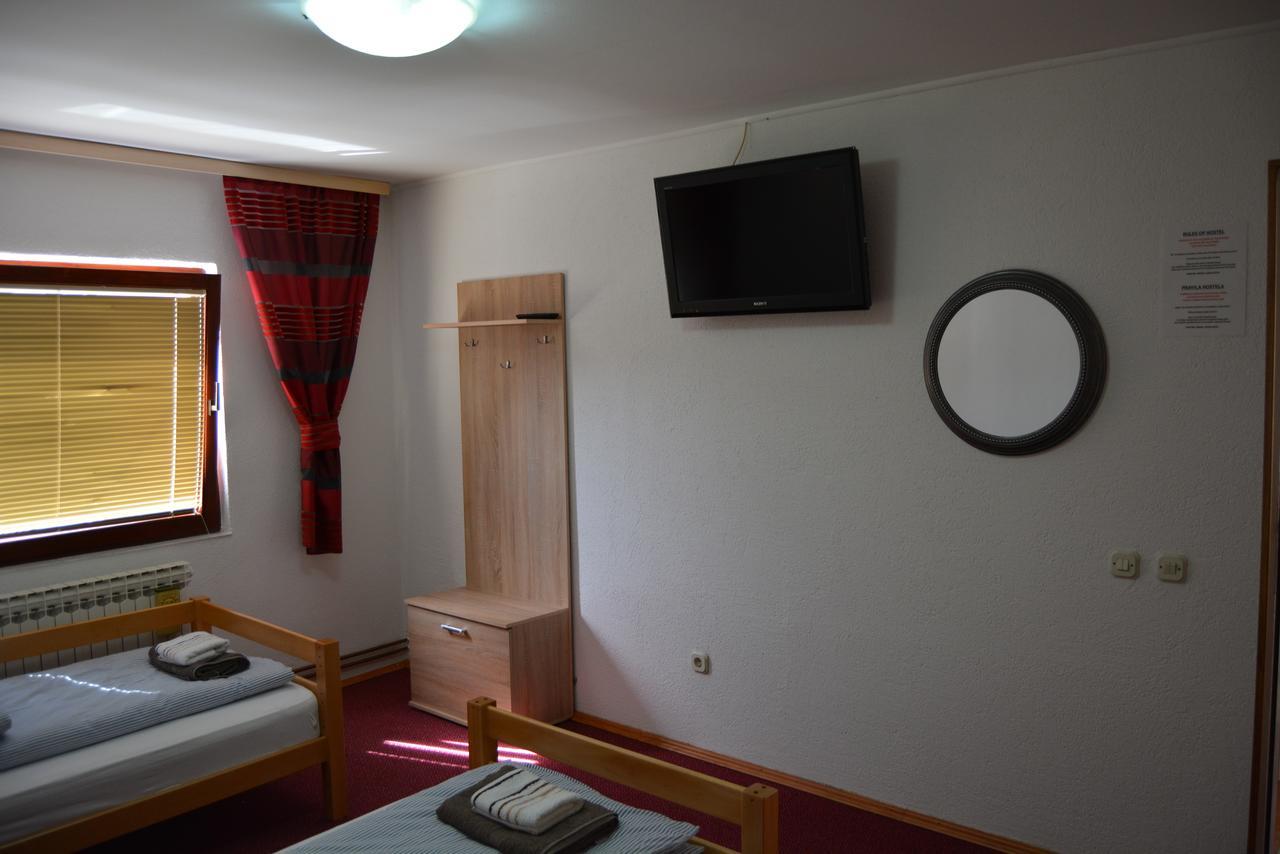 Hostel Denal Сараево Экстерьер фото